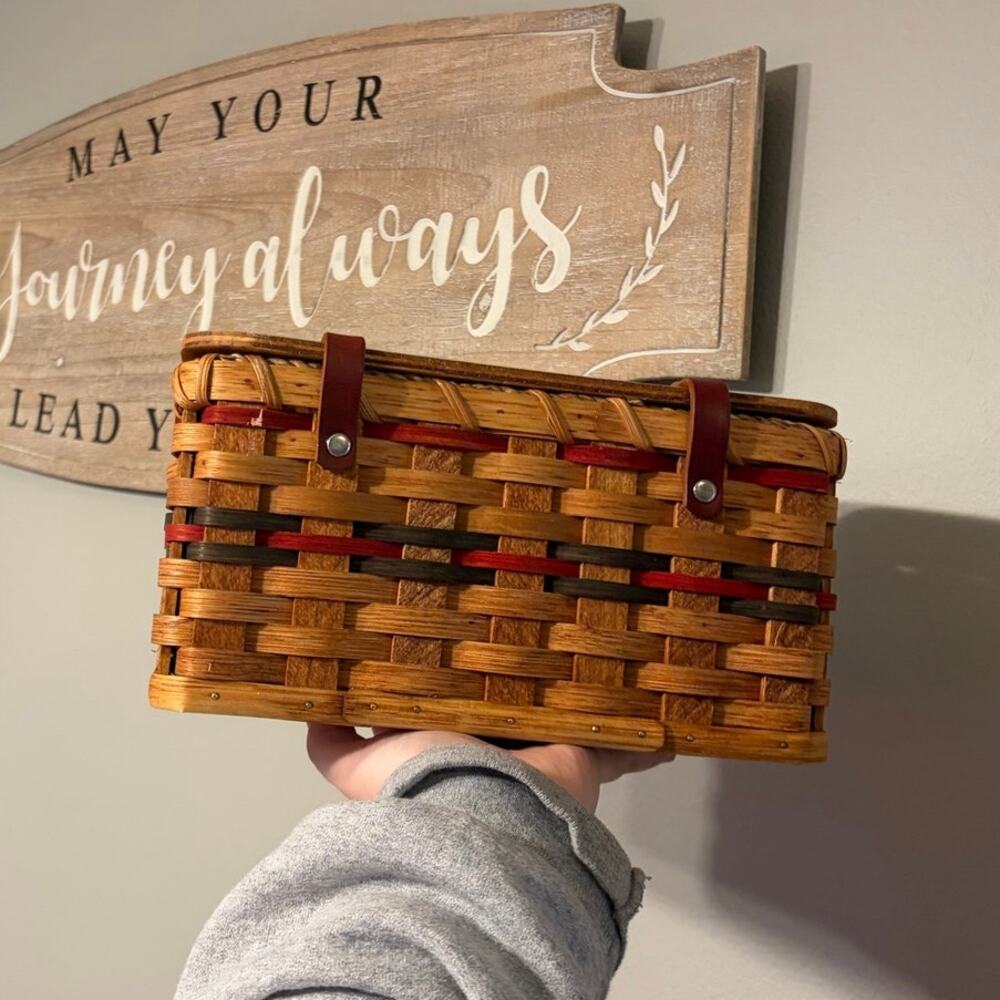 Wicker Rectangular Tissue Box Cover - Picture 2 of 5